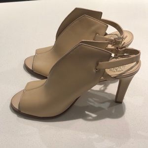 Vince Camuto Slingback Heel in Nude